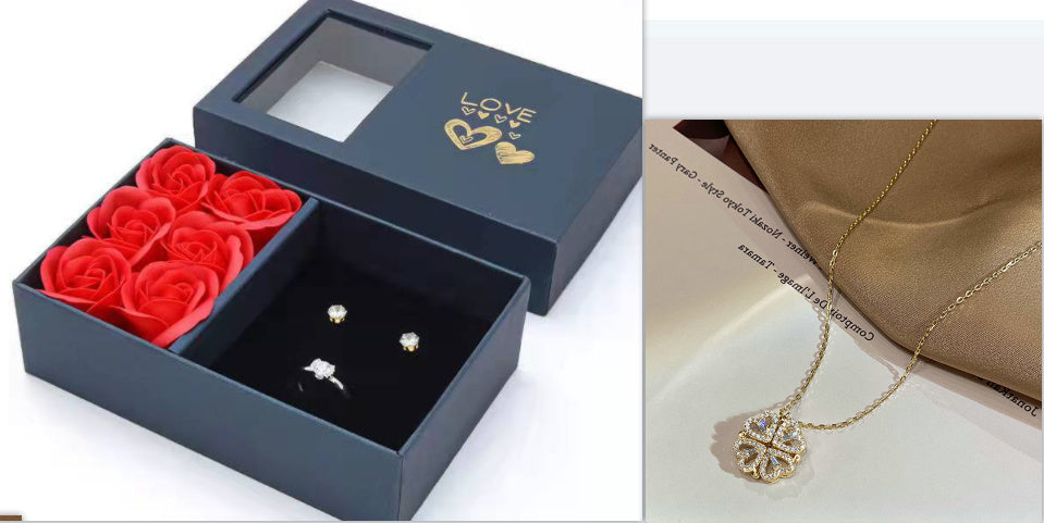 Magnetic Folding Heart Shaped Neclace